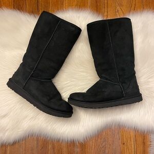 Tall Black Uggs Size 9